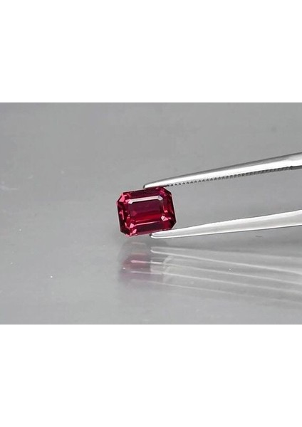 1.69 Ct 7x5.5 mm Octagon Natural Purplish Pink Rhodolite Garnet, Madagascar