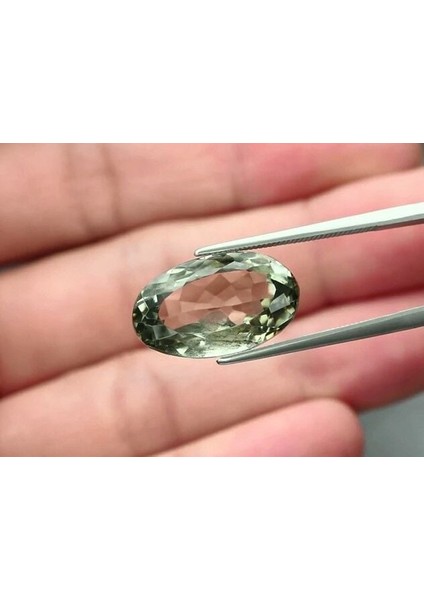 9.59 Ct 17.2x10.4 mm Vs Oval Natural Green Quartz, Brazil