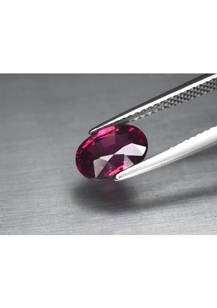 2.42 Ct 8.6x6.8 mm Oval Natural Pinkish Purple Rhodolite Garnet, Madagascar