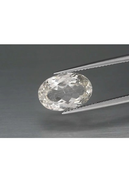 7.70 Ct 14.2x9.6 mm Oval Natural Unheated Light Yellow Topaz, Brazil