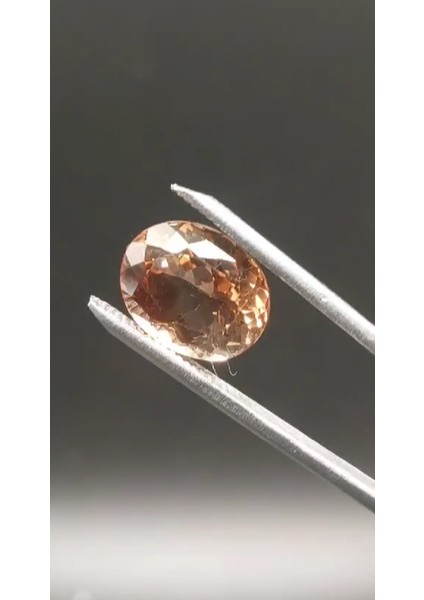 8.90 Ct 13.9x11 mm Natural Oval Champagne Topaz Brazil