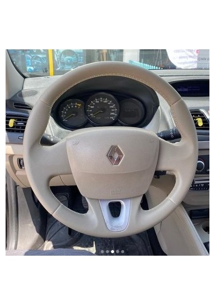 Fluence Tuşsuz Araca Özel Direksiyon Kılıfı (Airbeg Rengiyle Aynı Renktedir) fiyatları