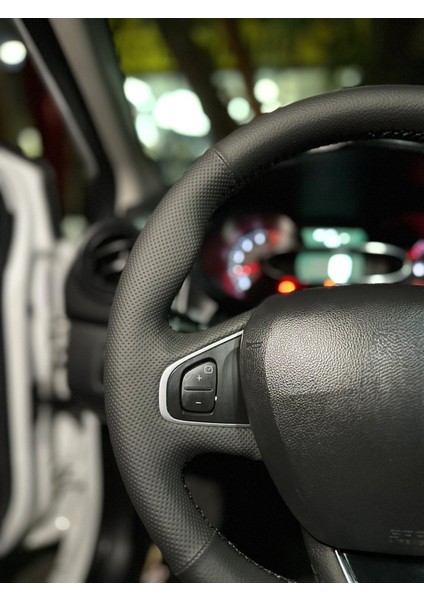 Clio 4 Faz 2 Araca Özel Direksiyon Kılıfı Açıklamayı Okuyun indirimleri