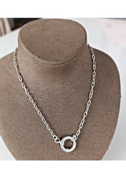 Gümüş Oval Zincirli Kadın Kız Kolye modelleri