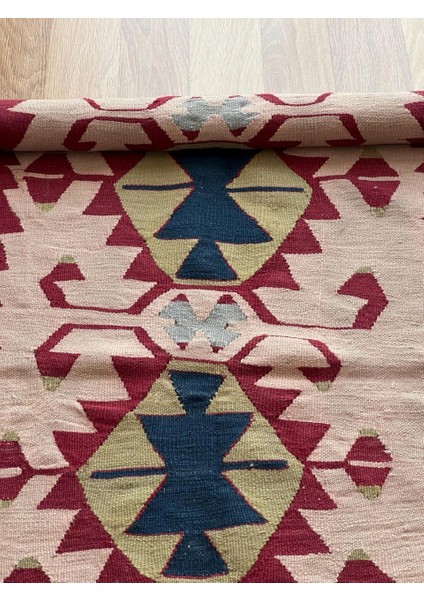 104X158 cm Kırmızı ve Mavi Akrep Motifli Kilim, Küçük El Dokuma Vintage Kilim, Modern Ev Kilimi fırsatları