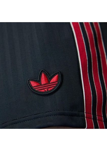 Manchester United Terrace Icons Erkek Şort indirimleri