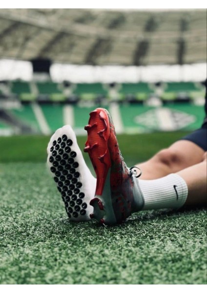Pro Futbol Topu Seti Kaydırmaz Havlu Silikon Taban Çorap Sert Zemin Futbol Topu