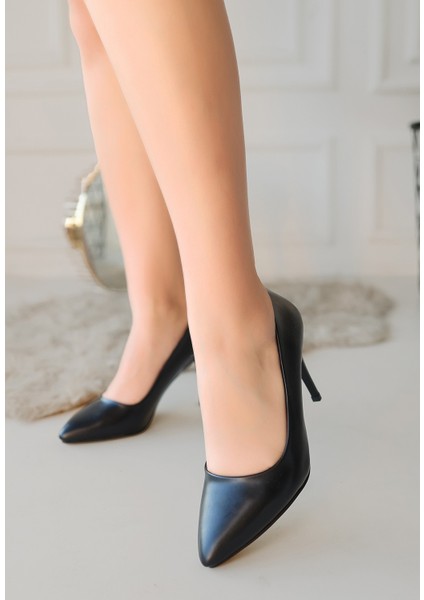 Siyah Cilt Stiletto Ayakkabı