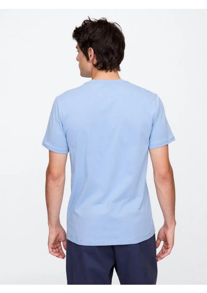 745022000 V-Gap Nyc Skyline Erkek Tişört fırsatları