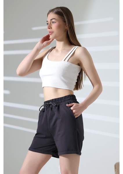 Paçası Katlamalı Geniş Rahat Kalıp Şort 21822 Füme