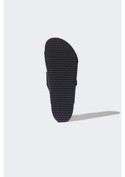 Erkek Düz Taban Çift Bantlı Suni Deri Terlik C3754AX25HS fırsatları