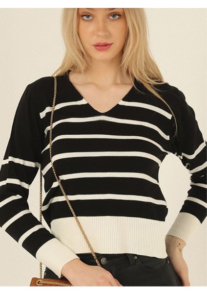 Kadın Siyah Ekru Çizgili Ringel V Yaka Ince Triko Kazak modelleri