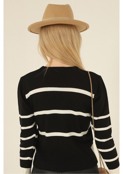 Kadın Siyah Ekru Çizgili Ringel V Yaka Ince Triko Kazak indirimleri
