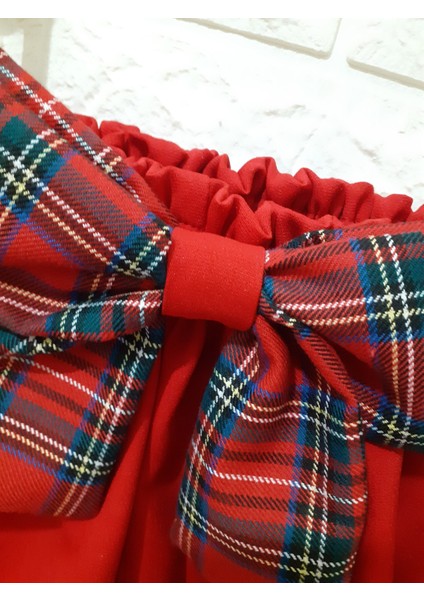 Kırmızı Ekose Fiyonklu Etek (29 Ekim-23 Nisan Kutlamalarında Toplu Şekilde De Tercih Edebilirsiniz) modelleri