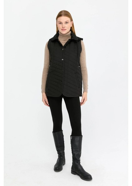 Kadın Kapüşonlu Yan Cepli Kapitone Yelek Siyah