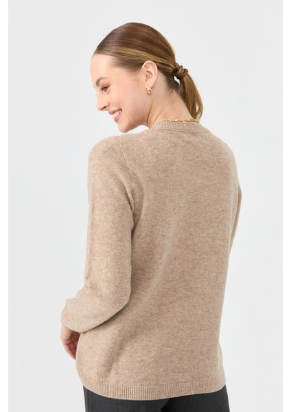 Kadın V Yaka Klasik Yün Kazak K.bej indirimleri