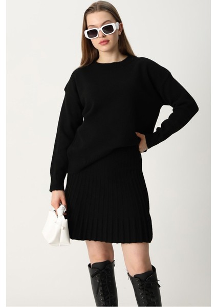 Kadın Siyah Yumuşak Kazak Pileli Etek Ikili Triko Takım fiyatları