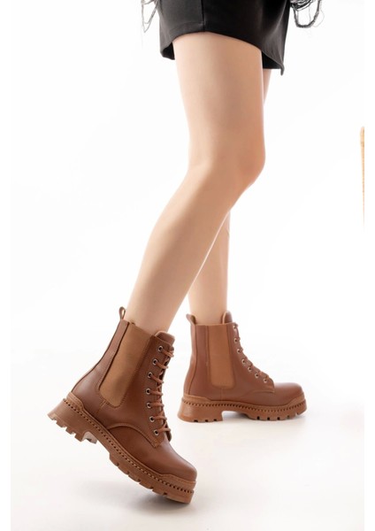 Taba Düz Topuklu Bağcıklı Lastikli Günlük Kadın Bot modelleri