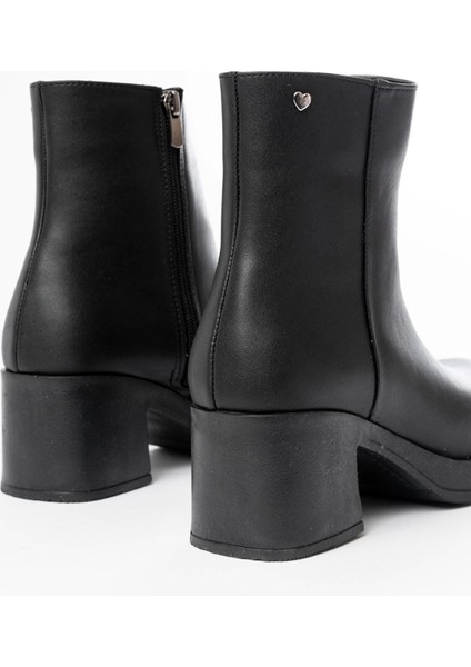 Siyah Fermuarlı Kalın Topuklu Günlük Kadın Bot indirimleri