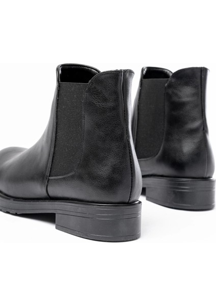 Siyah Lastikli Günlük Kadın Bot fırsatları
