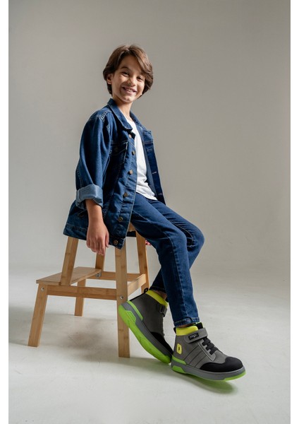 Erkek Çocuk Gri Hakiki Deri Anatomik Sneaker Bot