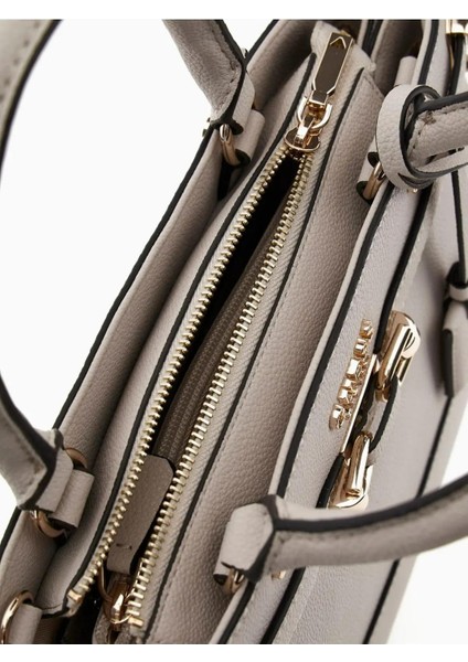 33X22X11CM Guess Sılvye Bucket Omuz Çanta BG952706