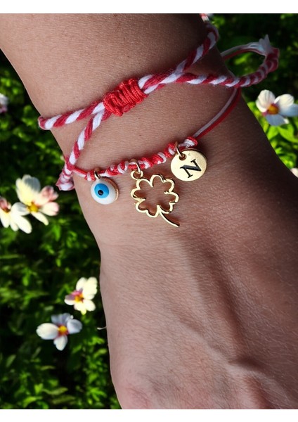 Kadınlar Gününe Özel, Harf Charm\'lı Yonca Detaylı Marteniçka 2\'li Bileklik fiyatları