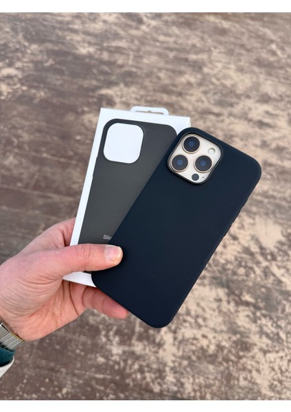 Apple iPhone 16 Pro Siyah Orjinal Magsafeli Kirlenmeyen Kutulu Lansman