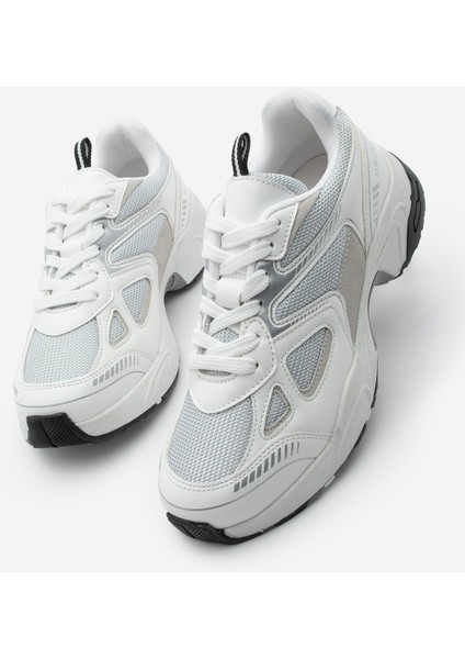 Kadın Sneaker Kalın Taban Bağcıklı File Detaylı Spor Ayakkabı Yuvez Beyaz