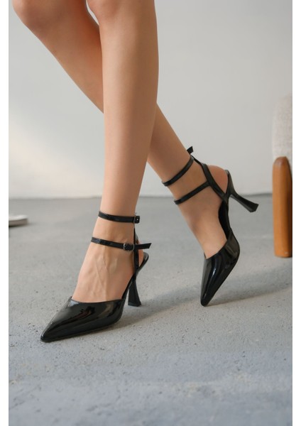 Kadın Reyes Sivri Topuklu Ayakkabı - Siyah-Rugan fırsatları
