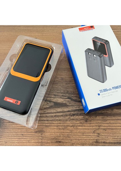 Tüm Model Telefonlar Için Uyumlu 20.000 mAh Powerbank Pb-70 modelleri