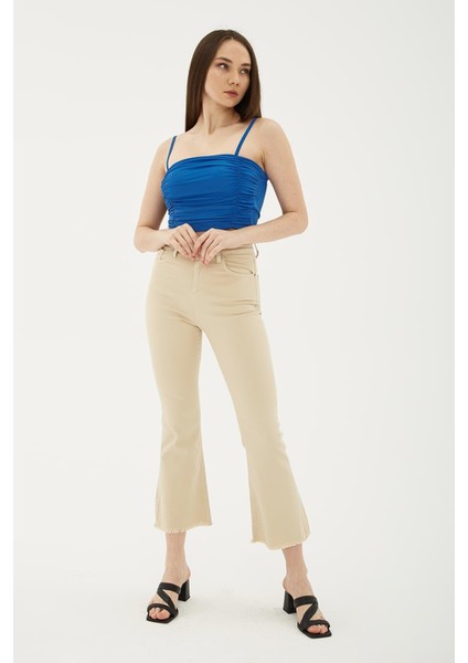 Yüksel Bel Ispanyol Paça Esnek Yüksel Bel Ispanyol Paça Esnek Crop Flare Denim Pantolon Bej