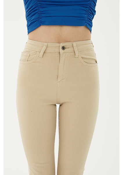 Yüksel Bel Ispanyol Paça Esnek Yüksel Bel Ispanyol Paça Esnek Crop Flare Denim Pantolon Bej fırsatları