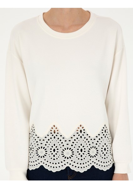Kadın Ekru Comfort Fit Sweatshirt 50283335-VR019