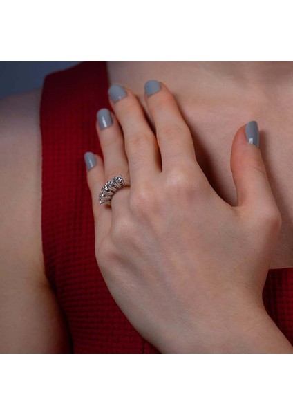 G Renk 0.75 Karat Pırlanta Beştaş Yüzük modelleri