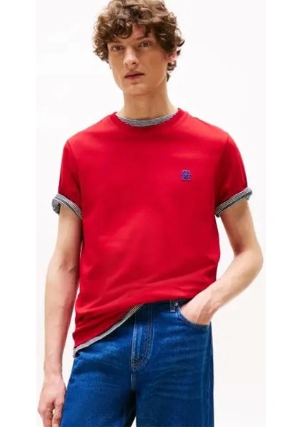 Erkek Kontrast Işlemeli Monogramlı T-Shirt modelleri