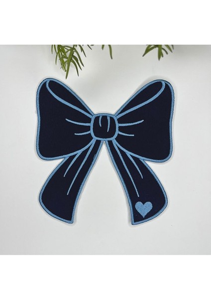 Kurdele Şeklinde Nakışlı Kumaş Kokteyl Peçetesi 1 Adet Lacivert Mavi