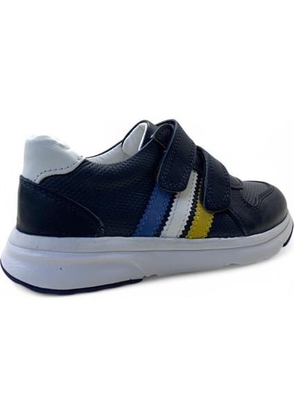 2216 Hafif Erkek Çocuk Deri Sneaker
