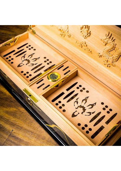 Limited Edt. Parmakizi Kilitli Red Dragon Claw Humidor Puro Kutusu 80's