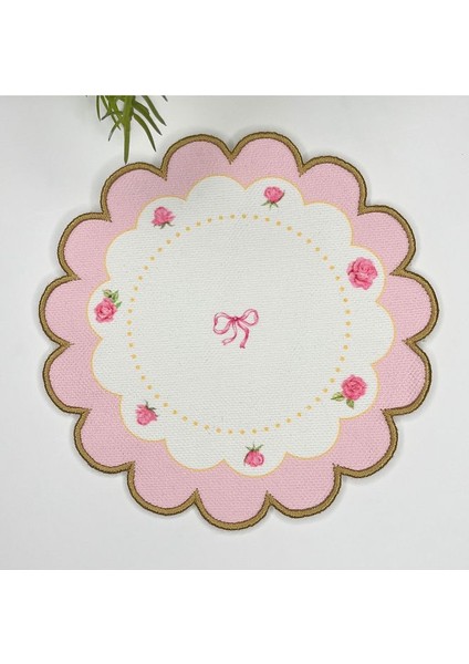Çiçek Şeklinde Pembe Dekoratif Çiçek Baskılı Nakış Kenar Kumaş Kokteyl Peçetesi 1 Adet