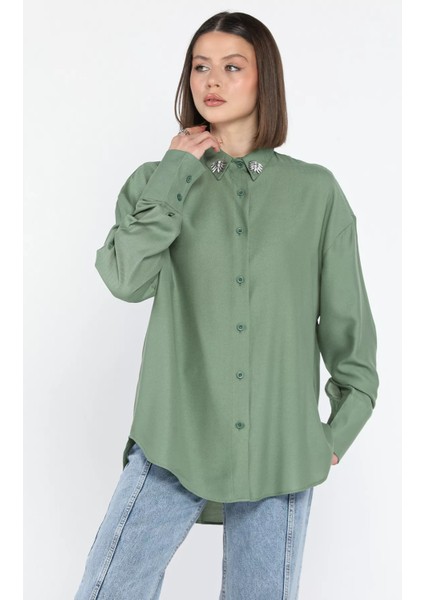 Kadın Yaka Taş Işlemeli Kendinden Desenli Gömlek modelleri