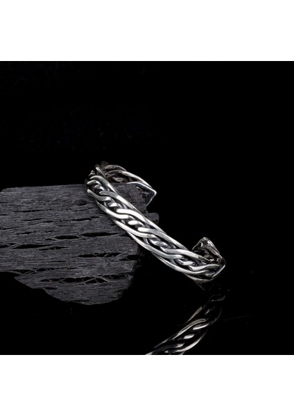 925 Ayar Gümüş Örgü Motifli Erkek Kelepçe Bileklik Modeli