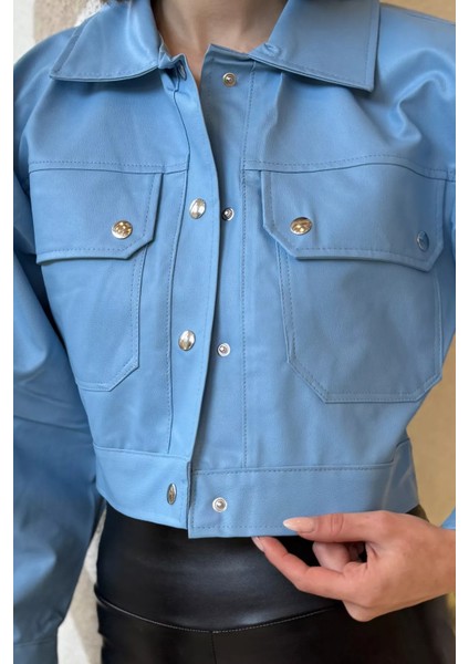Kadın Çift Cepli Çıtçıtlı Crop Top Suni Deri Ceket