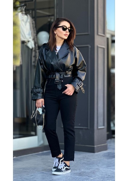 Siyah Boy Fit Jean fırsatları