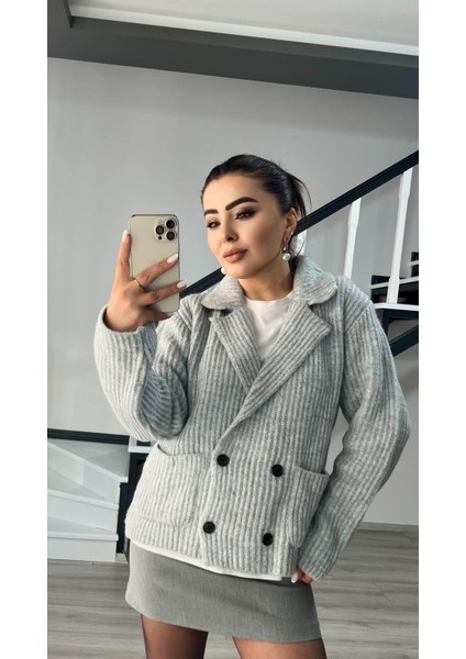 Gri Kruvaze Yaka Cepli Hırka
