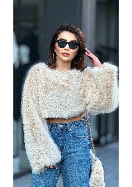 Marka Model Taş Crop Kürk