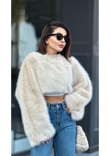 Marka Model Taş Crop Kürk