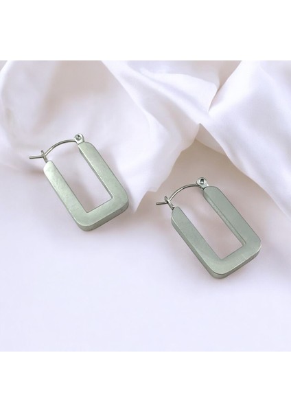 Gümüş Renk Tarz Çelik Küpe fiyatları