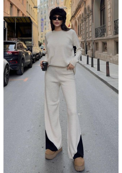Kol ve Paçada Şerit Tasarım Oversize Beden Kazak Pantalon Ikili Triko Takım 034
