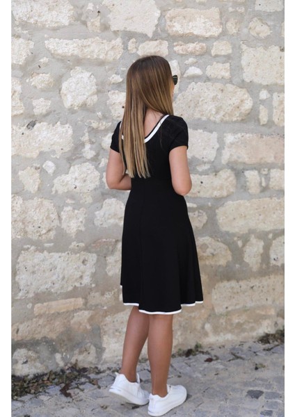 Kadın Yaka ve Etek Ucu Biyeli Kısa Elbise modelleri